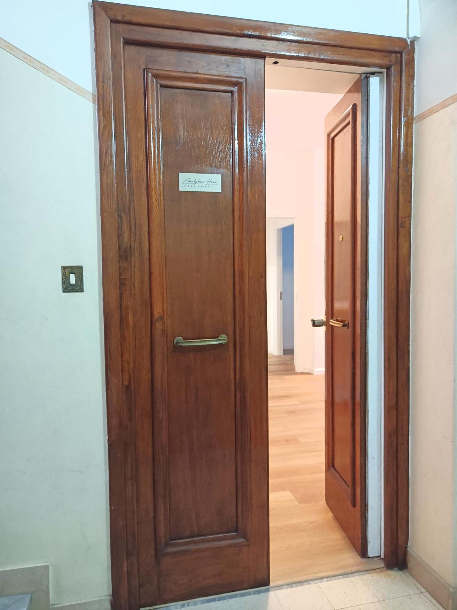 Amalphia Home Σαλέρνο Εξωτερικό φωτογραφία